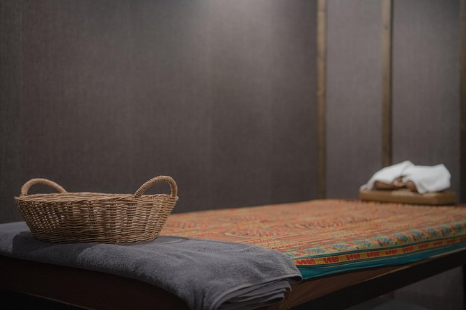 1 Hour Deep Tissue Thai Massage with Balm - Free Transportation - Pre-massage flow: tea, towel, changing clothes, and foot cleansing