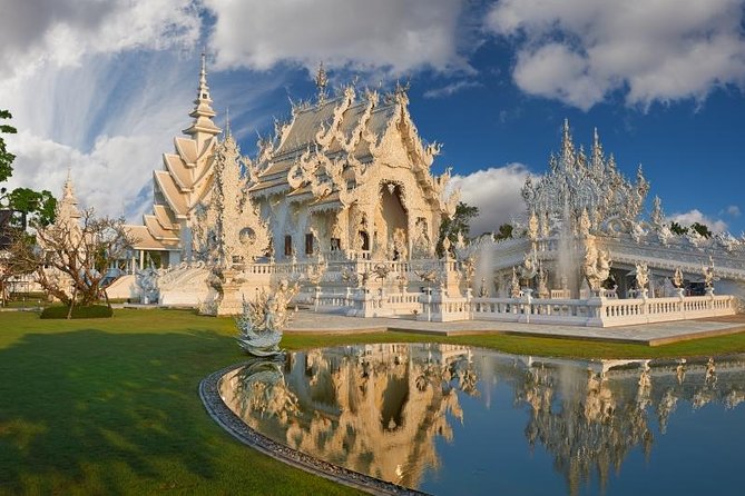 2-Day Best of Chiang Rai from Chiang Mai Private Package - The logistics that make or break the day: 7:30 am start and smart casual