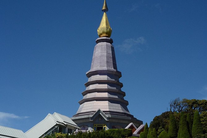 4 days Package Northern Charms. - Blue Temple on Day 4, then Bo Sang umbrellas for a real souvenir