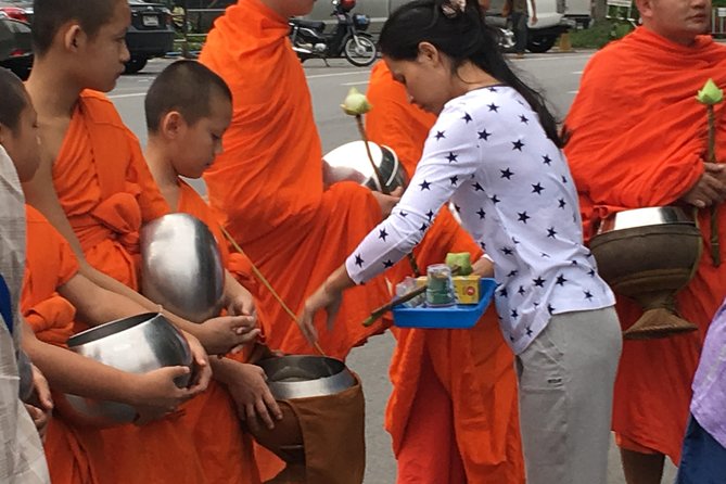 4 highlights: Sticky Waterfall/Elephants/local market /Wat Banden - Why this $65.00 small-group morning is a smart value