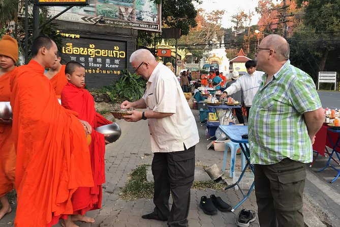 Alms and Wat Phra That Doi Suthep Private Chiang Mai Tour - Price and Logistics: What $89 Buys You (and What It Doesn’t)