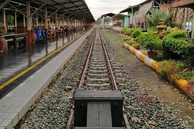Amazing 1 day Private Tour to visit Lampang Province by train - What to expect from the day, hour by hour in spirit