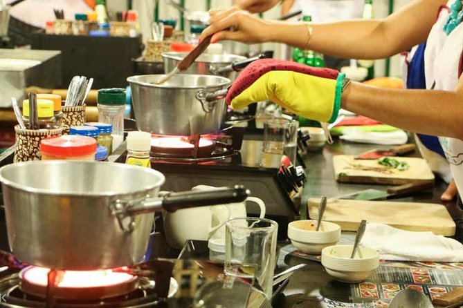 Baan Hongnual: Authentic Thai Cooking & Market Experience - Market First, Why That Changes Everything
