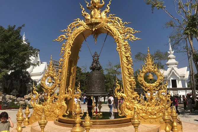 Best 2-Day: Explore Chiang Rai Landmarks from Chiang Mai, Private Trip - Practical packing for temples, hot springs, and possible Laos-border checks