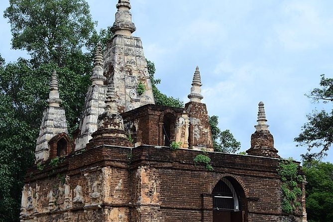 Best of Chiangmai day trip Temples and Sticky waterfall - Should You Book This Temples and Sticky Waterfall Day Trip?