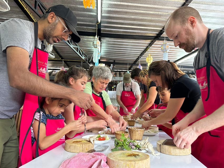 Chiang Mai: Asia Scenic Thai Cooking School - Logistics that matter on the day: pickup and small group pacing