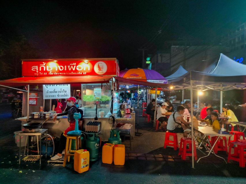 Chiang Mai: Chiang Mai Bar Hopping Guided Night Tour - North Gate Jazz Co-Op, where the night gets real
