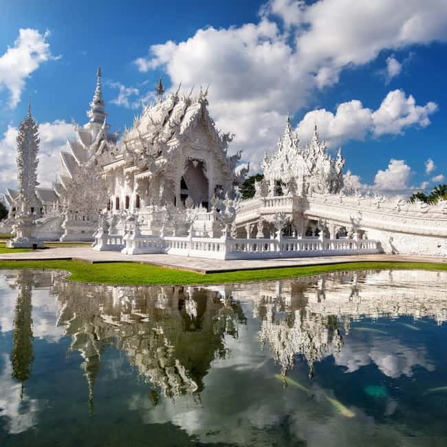 Chiang Mai: Chiang Rai Famous Temples & Hot Springs Day Trip - Wat Rong Khun, the White Temple: your main photo magnet