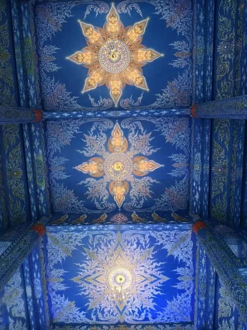 Chiang Mai: Chiang Rai Temples and Long-Neck Karen Village - Long-Neck Karen Village: Craft, Community, and Respectful Photos