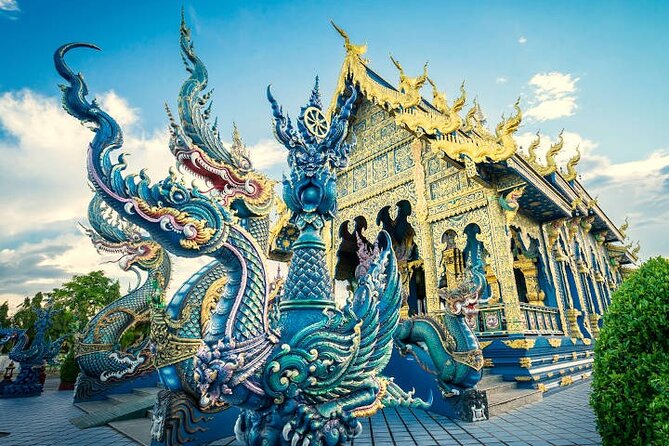 Chiang Mai - Chiang Rai Temples, Long Neck Karen, Golden Triangle - Wat Rong Khun (White Temple), why this place draws everyone in