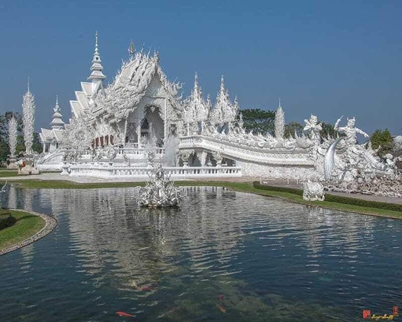 Chiang Mai: Chiang Rai White, Blue & Black Temples Day Tour - Your guide matters, from clear English to friendly pacing