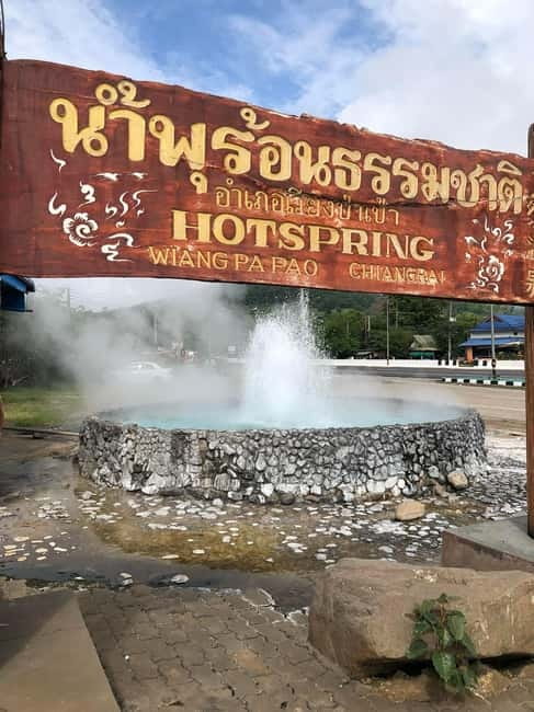 Chiang Mai: Chiang Rai White, Blue & Black Temples Day Tour - Mae Khachan hot springs: a quick reset, no swim