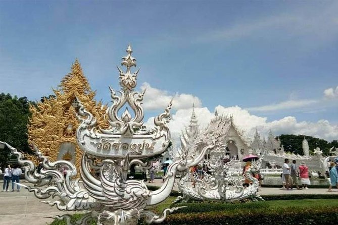 Chiang Mai-Chiang Rai: White Temple-Black Museum-Blue Temple - Wat Rong Khun: the White Temple’s mirror-light effect