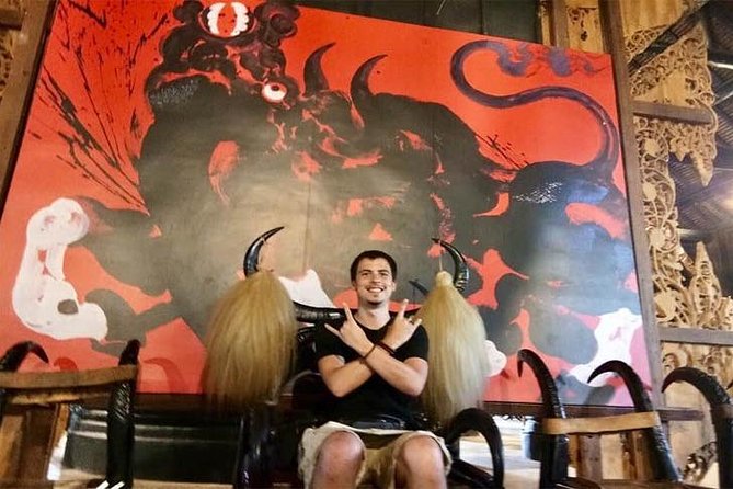 Chiang Mai-Chiang Rai: White Temple-Blue Temple-Lalita Cafe - A fast one-day route from Chiang Mai to Chiang Rai