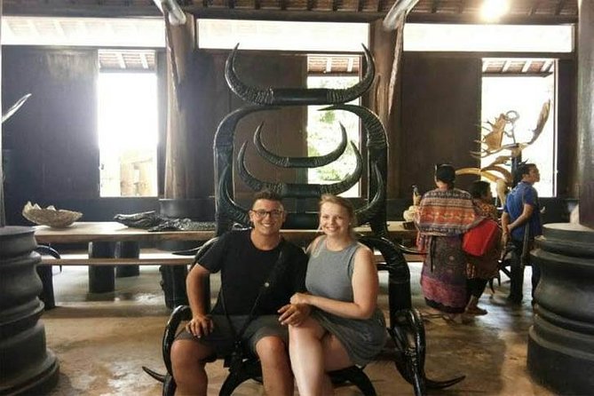 Chiang Mai-Chiang Rai: White Temple-Blue Temple-Lalita Cafe - Wat Rong Khun in mirrored white: what to look for in your one hour