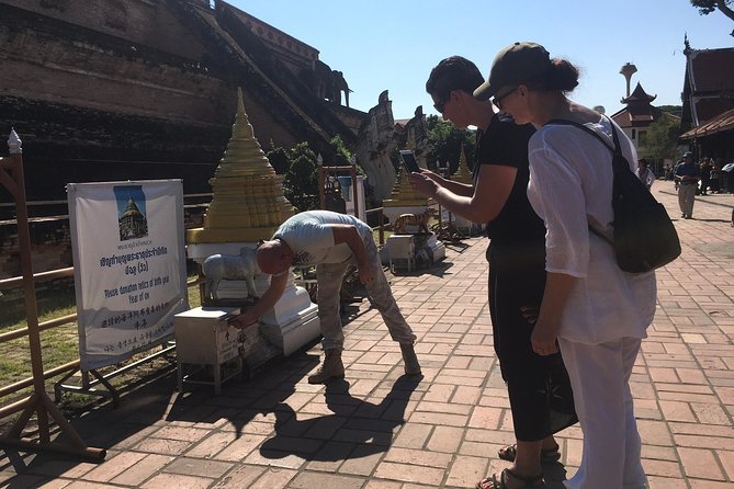 Chiang Mai City Culture Half-Day Cycling Tour - Chinese Community Streets and the Food and Flower Markets