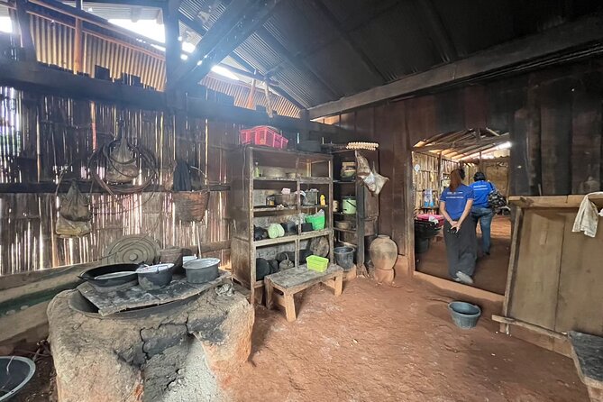 Chiang Mai Day Tour: Chiang Dao Cave and Hill Tribes - Emy’s Herb Explanations: One of the Best Parts of the Day