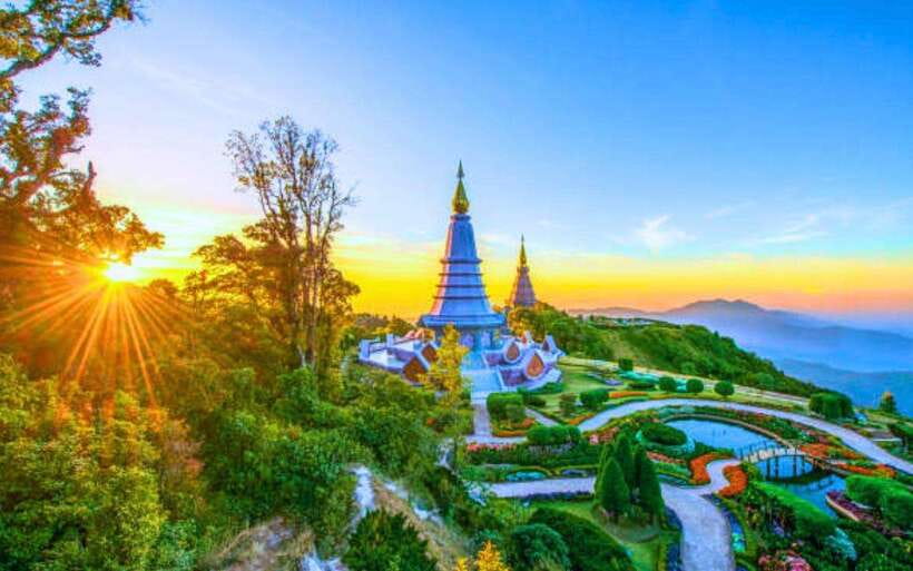 Chiang Mai: Doi Inthanon National Park Sightseeing Only - Pickup, Roads, and How the Day Actually Feels
