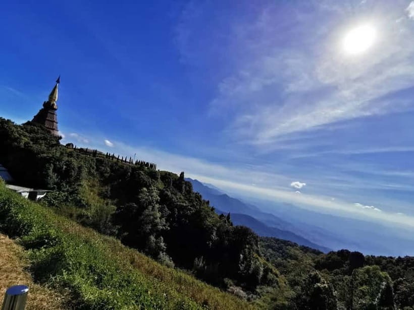 Chiang Mai: Doi Inthanon National Park+Trek Pha Dok Siew - Hmong Market and Wachiratharn Waterfall: a practical close to the day