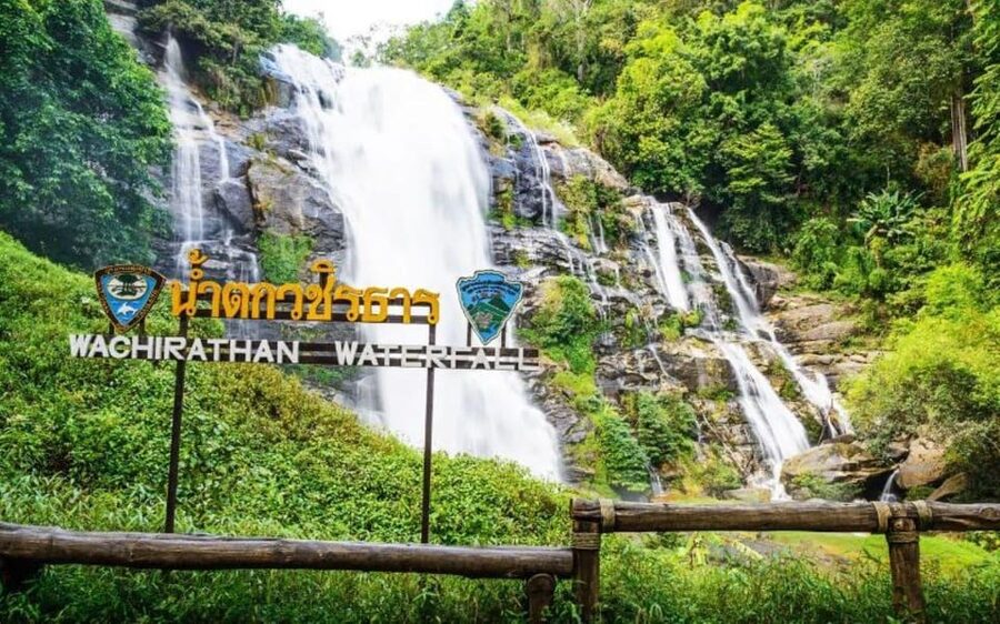 Chiang Mai: Doi Inthanon Park and Pha Dok Siew Hike Day Trip - Doi Inthanon National Park at 2,565 meters, more than a quick stop