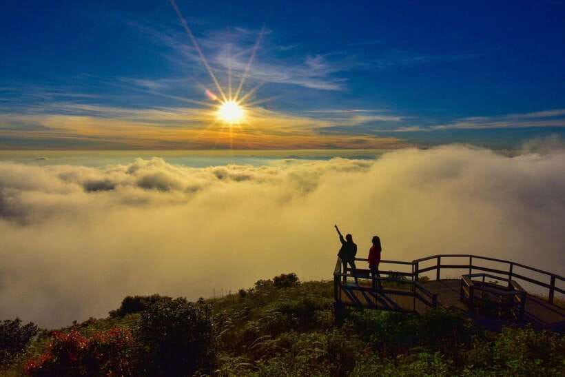 Chiang Mai: Doi Inthanon Park Tour & Kew Mae Pan Trail Hike - Why Doi Inthanon feels like a different world from Chiang Mai