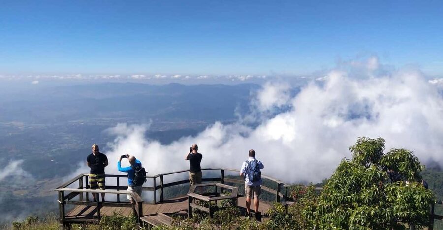 Chiang Mai: Doi Inthanon Park with Kew Mae Pan Hike Day Trip - Doi Inthanon’s highest point, 2,565 meters, and the haze factor