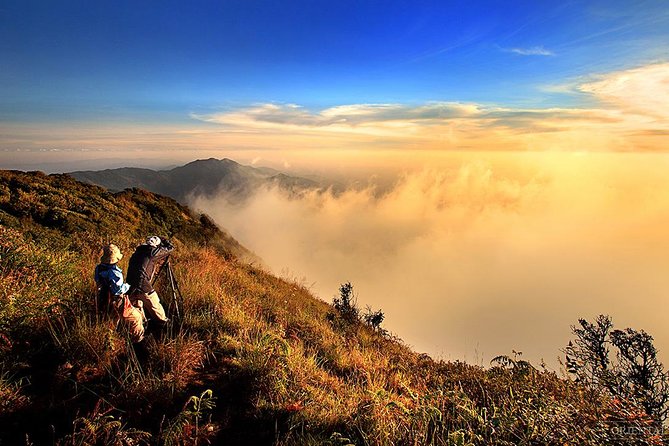 CHIANG MAI: Doi Inthanon-Trekking Keiw Mae Pan-Waterfall-Lunch - Lunch at a local restaurant: the real recovery break