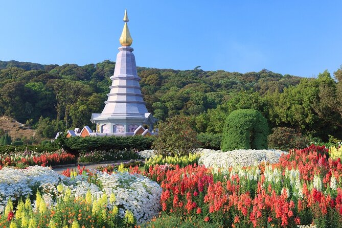 Chiang Mai: Doi Inthanon, Waterfalls, and Hill Tribe Village - Hmong Hilltribe Market Stop for Snacks and Small Buys