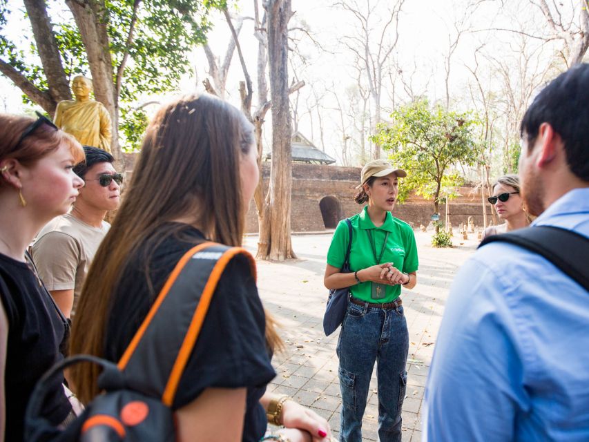 Chiang Mai: Doi Suthep and Wat Umong Enchanting Evening Tour - Doi Suthep hilltop views start before you reach the pagoda
