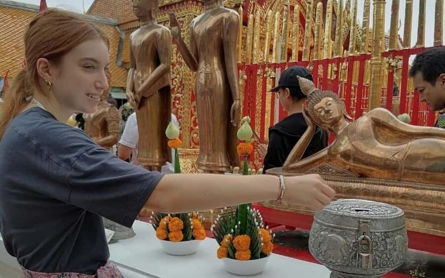 Chiang Mai: Doi Suthep Temple & Hmong Hill Tribe Culture - What to bring so you stay comfortable all day