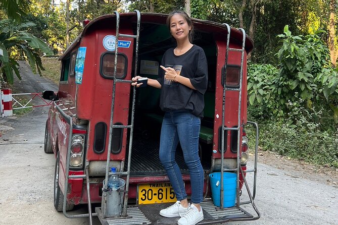 Chiang Mai - Doi Suthep Temple & Wat Pha Lat Hike - Songthaew (open-air) transport: authentic, but plan for comfort