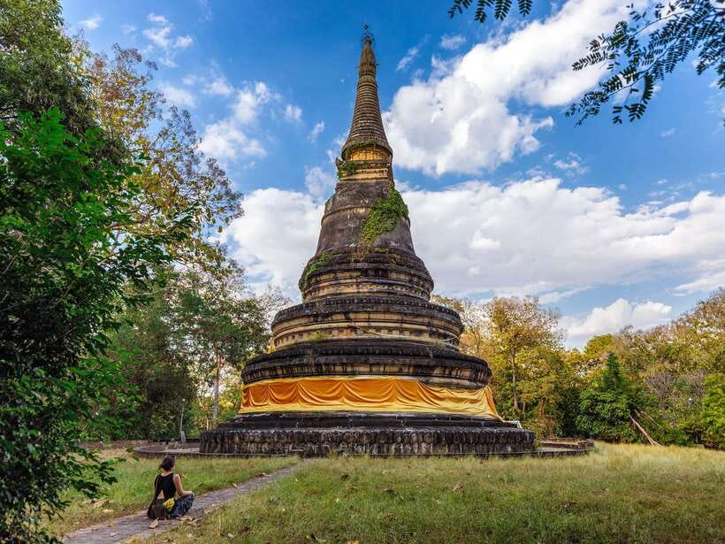 Chiang Mai: Doi Suthep, Wat Umong, and Pha Lat Sunrise Tour - Sunrise-First: Climbing the 309 Steps Up to Wat Phra That Doi Suthep