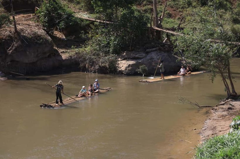 Chiang Mai: Elephant Sanctuary Bamboo Raft & Padthai Cooking - Elephant bathing and the weather reality