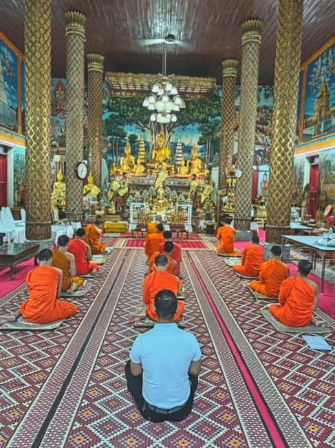Chiang Mai: Evening Chanting & Meditation - What to bring, what to wear, and temple rules that keep things smooth