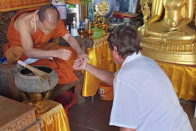 Chiang Mai: Evening Tour to Doi Suthep & Wat Pha Lat - The Real Appeal: Wat Pha Lat + Doi Suthep in One Night