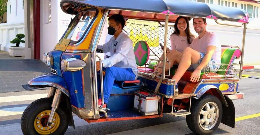 Chiang Mai: Exploration of Old City by Private Tuk-Tuk - Pickup and 4-Hour Reality: How the Timing Feels on the Ground