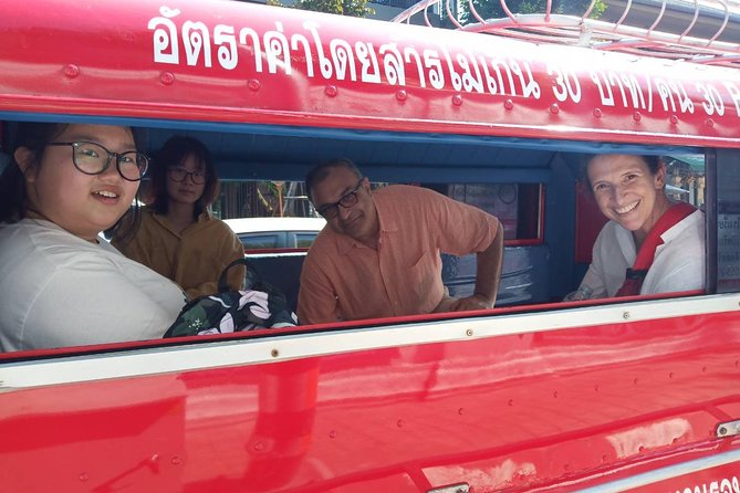 Chiang mai Foodies and Historic Walk - Guide energy matters: Peh and Koppi set the tone
