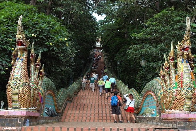 Chiang Mai: Guided City & Temple Discovery with Hotel Pickup - Price and Value: Why This Amount Can Actually Be a Good Deal