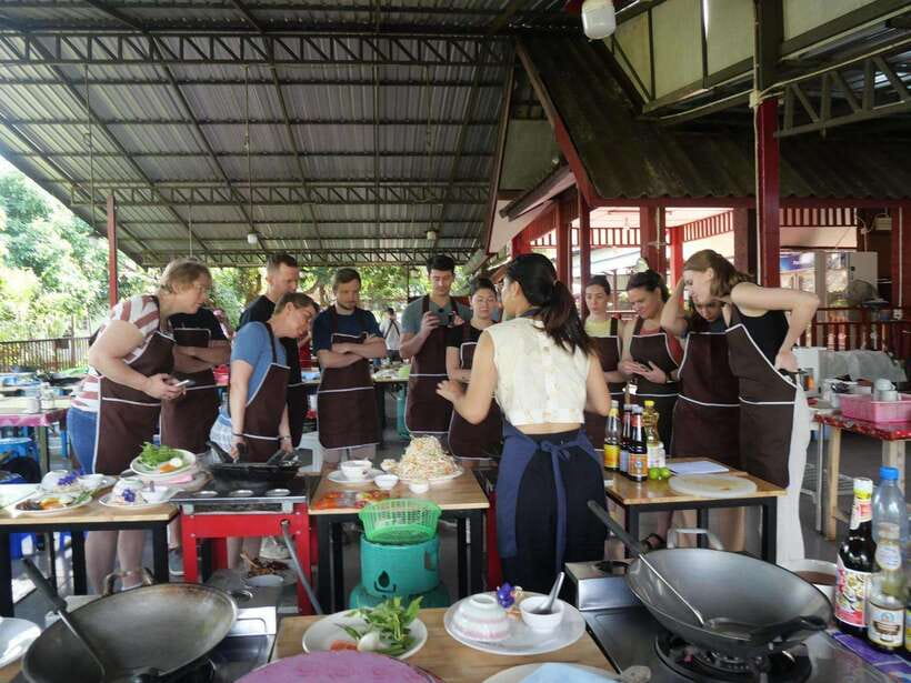 Chiang Mai: Half Day Cooking Class at Organic Farm - Price and Logistics That Actually Affect Your Day