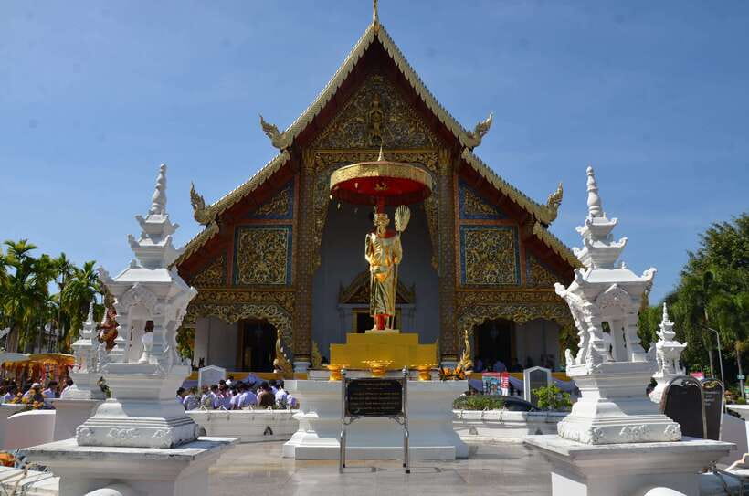 Chiang Mai: Historic Temples and City Guided Walking Tour - Cost and Value: How the $21 Price Really Plays Out