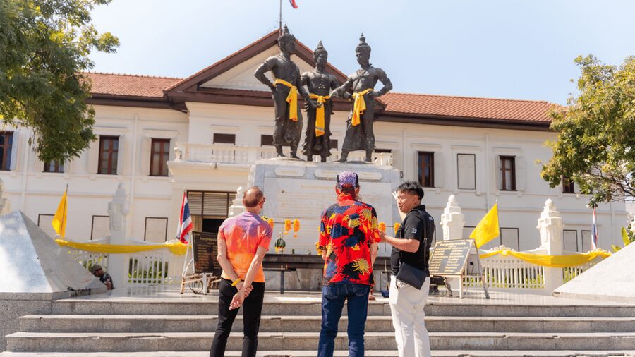 Chiang Mai: Historical and Culture Exploration Walking Tour - Should you book this Chiang Mai old city walking tour?