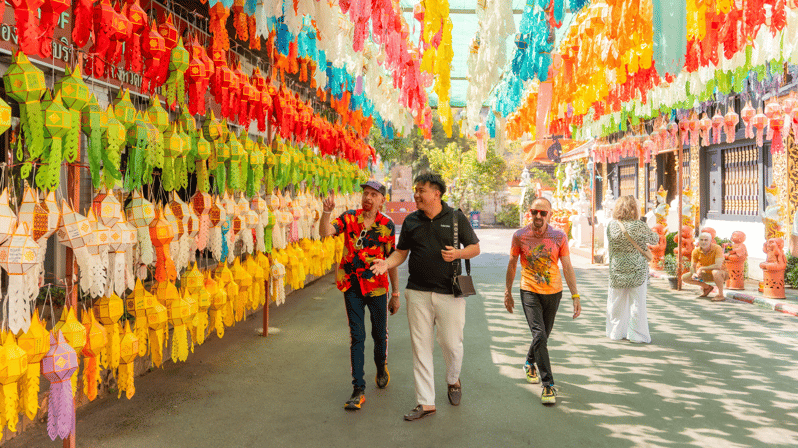 Chiang Mai: Historical and Culture Exploration Walking Tour - Wat Chedi Luang: Ruins, a Buddha inside, and monk talk time