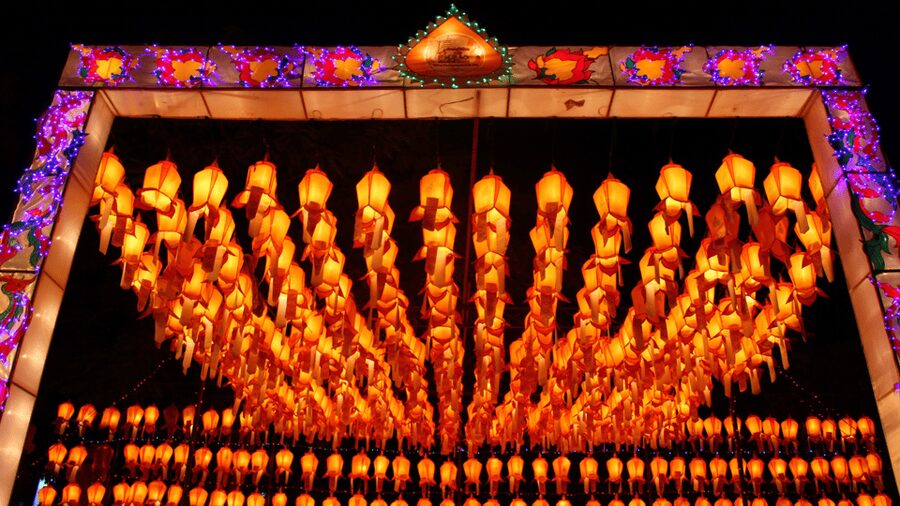 Chiang Mai: Historical and Culture Exploration Walking Tour - Temple etiquette tips that keep the day smooth