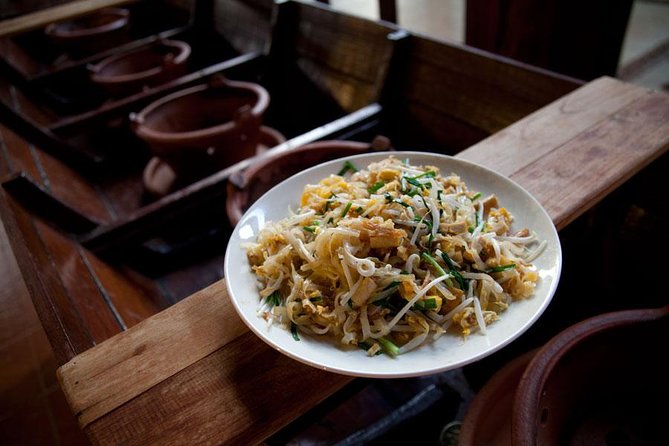 Chiang Mai Home Cooking Class with Garden Tour & Hotel Transfers - Family Table Lunch or Dinner, Beer and a Sweet Finish