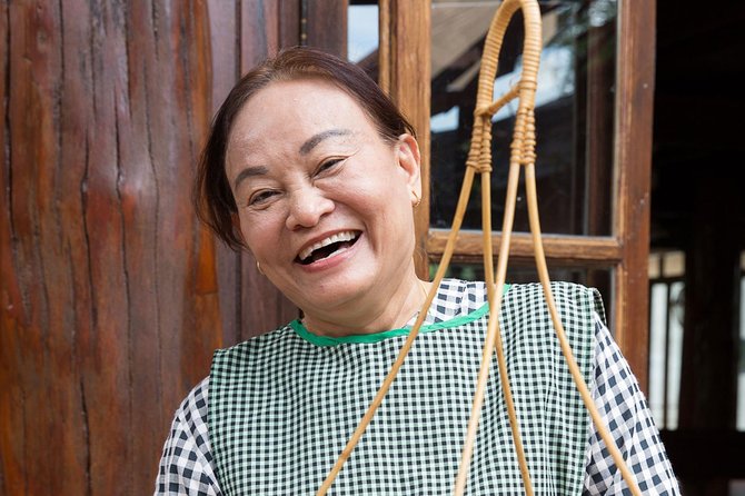 Chiang Mai Home Cooking Class with Garden Tour & Hotel Transfers - Dietary Options and Ingredient Choices (Organic, Oil, and Gluten-Free)