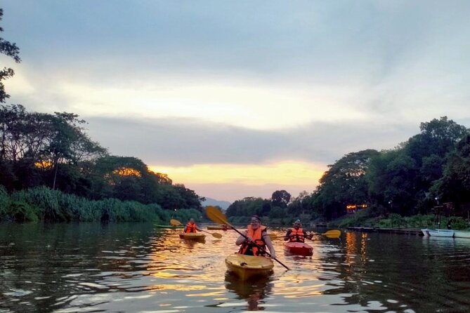 Chiang Mai: Kayak Under the Stars – 6 km to the Heart of the City - Chiang Mai at Night: Why This Paddle Works