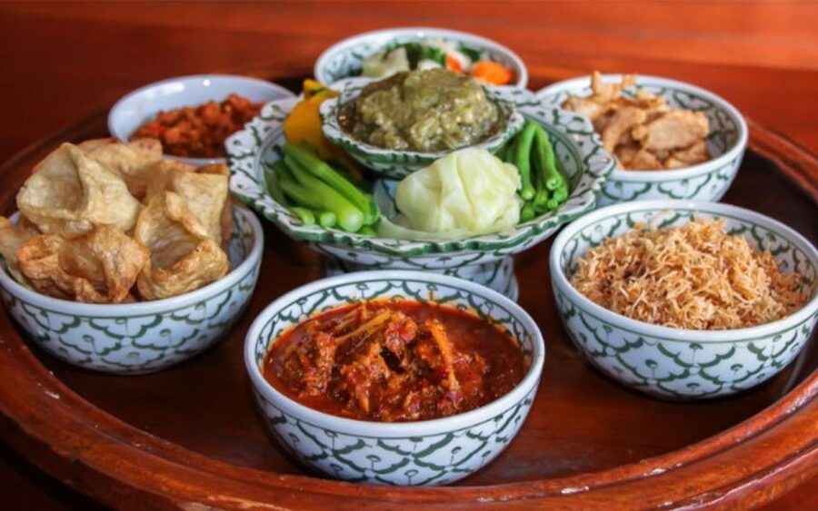 Chiang Mai: Khantoke Dinner with Traditional Performance - FAQ