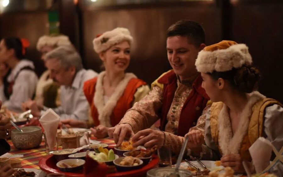 Chiang Mai: Khantoke Dinner with Traditional Performance - The Menu You’ll Taste, Hin-Lay Curry and Northern Favorites