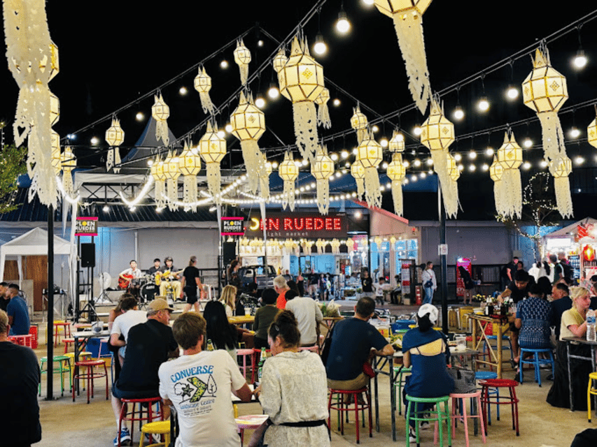 Chiang Mai: Ladyboy Cabaret Show with Dinner and Drinks - Should you book it or skip it?