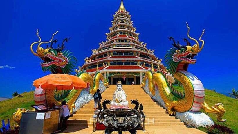 Chiang Mai: Lalita Cafe & White, Blue, Big Buddha Temples - Long Neck Karen Village: Option A vs Option B, and what that means for your day